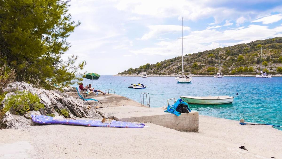Fully Renovated One Bedroom Apartment With A Seaview - A Sevid Exterior foto