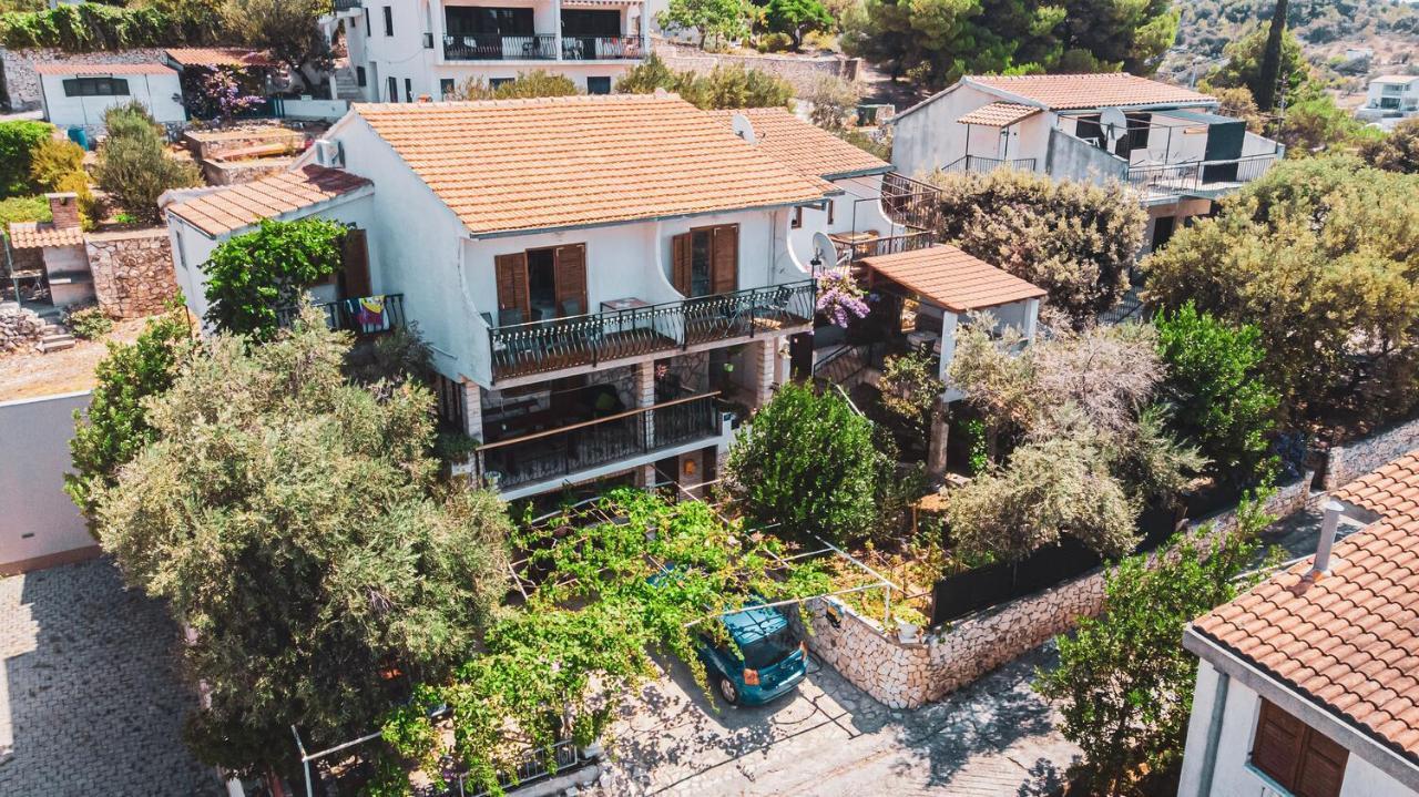 Fully Renovated One Bedroom Apartment With A Seaview - A Sevid Exterior foto