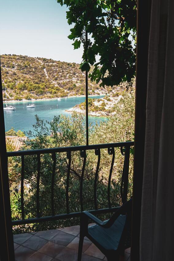 Fully Renovated One Bedroom Apartment With A Seaview - A Sevid Exterior foto